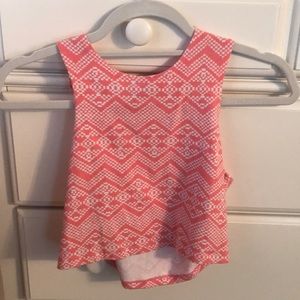 Crop top tank top